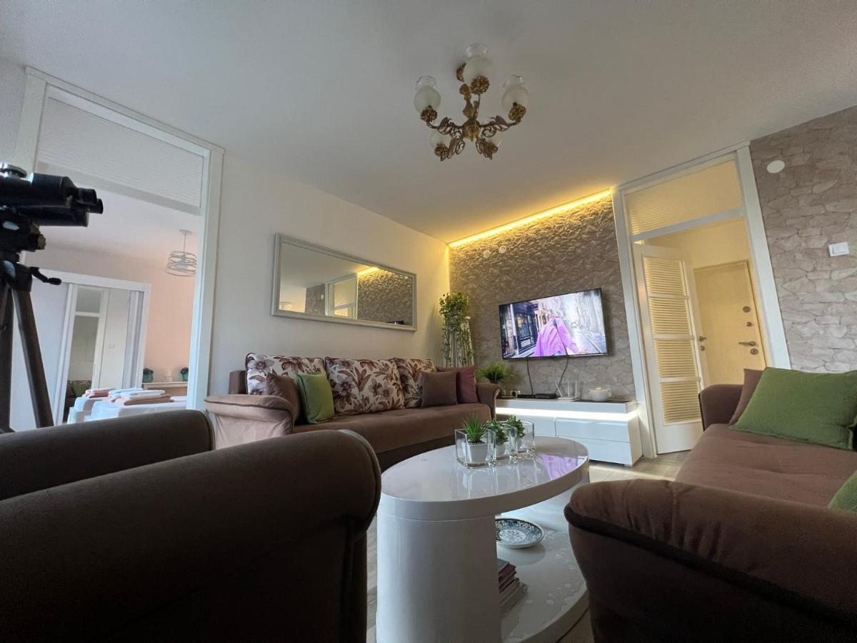 Seahaven Apartment Petrovac ภายนอก รูปภาพ