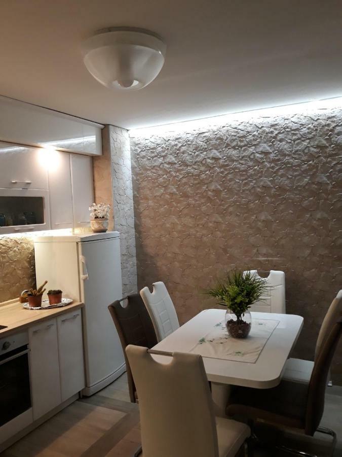 Seahaven Apartment Petrovac ภายนอก รูปภาพ