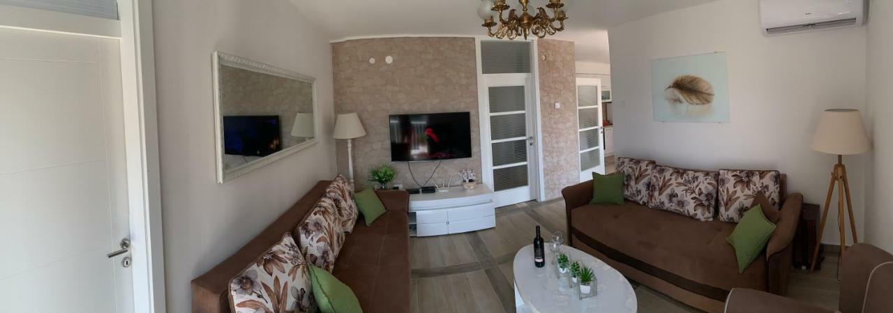 Seahaven Apartment Petrovac ภายนอก รูปภาพ