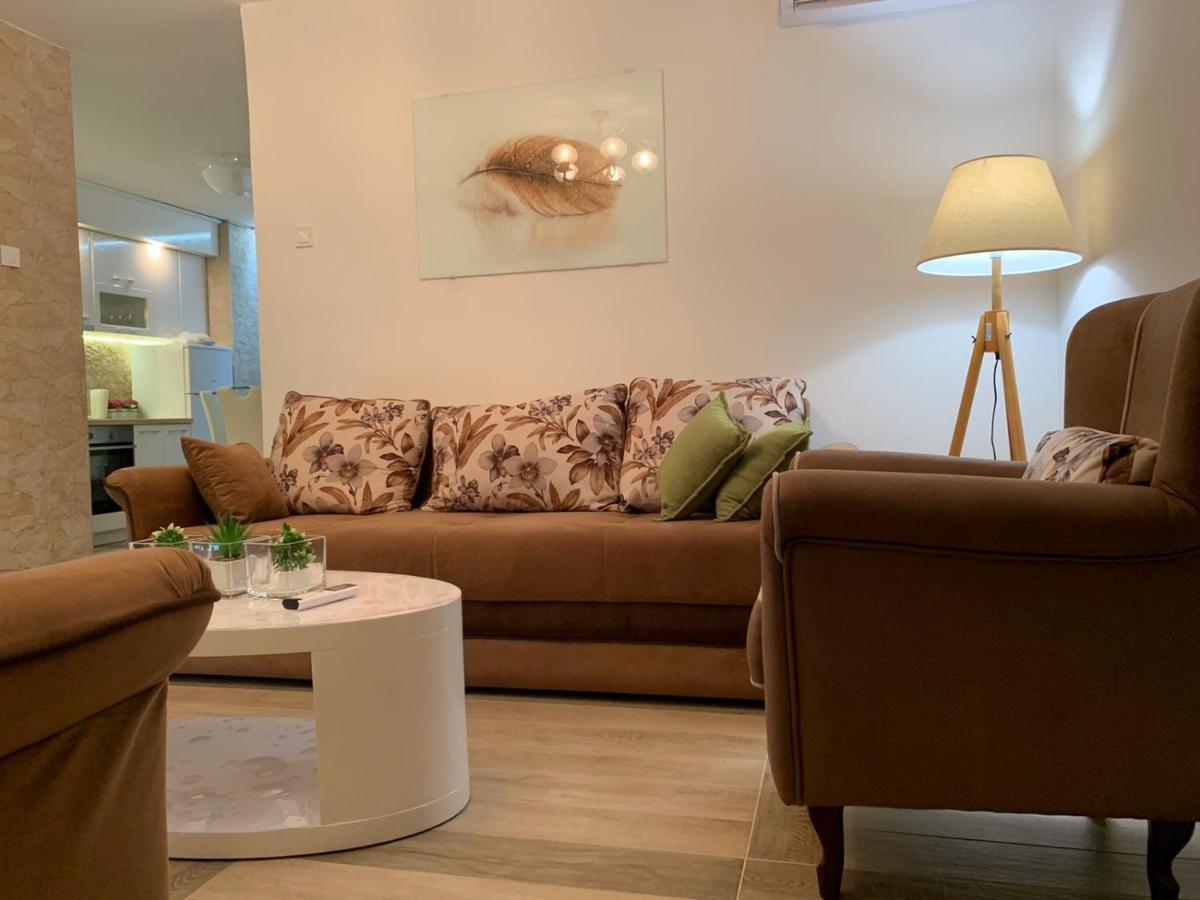 Seahaven Apartment Petrovac ภายนอก รูปภาพ