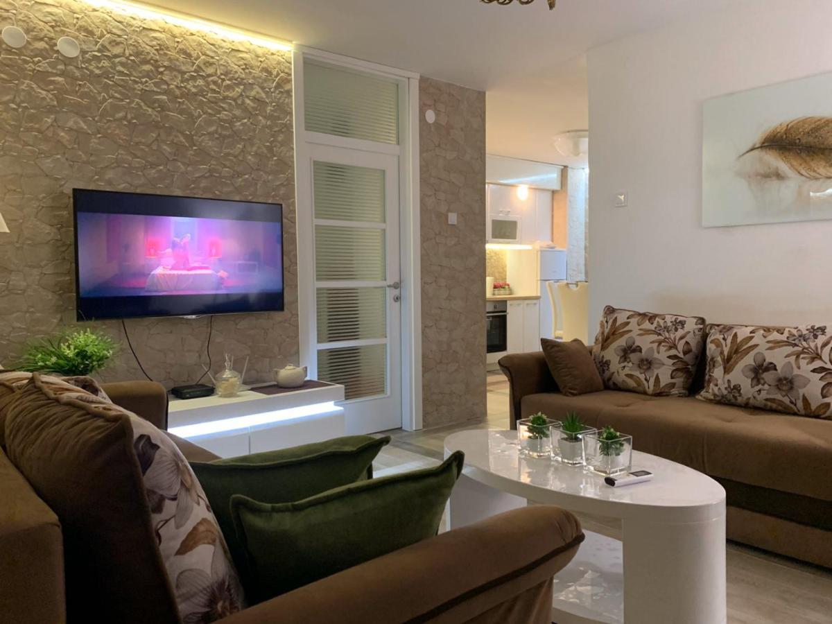 Seahaven Apartment Petrovac ภายนอก รูปภาพ